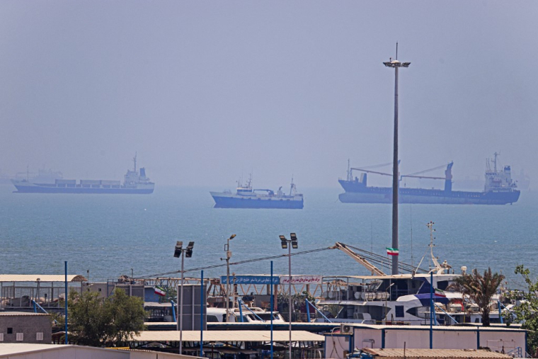 Des navires dans le détroit d'Ormuz, au large de Bandar Abbas, le 18 juin 2026 (illustration) ( ISNA / AMIRHOSSEIN KHORGOOEI )