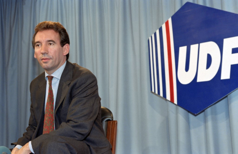 François Bayrou à Paris, le 22 septembre 1992. ( AFP / VINCENT AMALVY )
