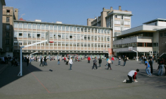 Le lycée Maurice-Ravel à Paris. ( AFP / JACQUES DEMARTHON )