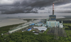 La centrale à charbon de Cirebon, en Indonésie, le 28 janvier 2026 ( AFP / BAY ISMOYO )