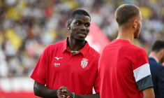 Paul Pogba fait sa première apparition à un entraînement collectif à Monaco
