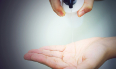 La nouvelle marque de Rihanna dédiée au soin des cheveux est disponible chez Sephora. (illustration) (Pixabay / lin3179)