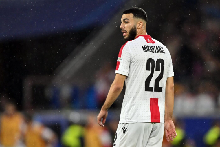 La Géorgie donne une leçon à l'Arménie, Mikautadze et Kvara buteurs