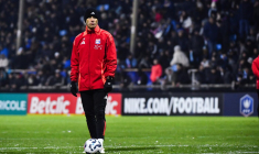 Écarté après le départ de Pierre Sage, Rémy Vercoutre s’en prend à l’OL