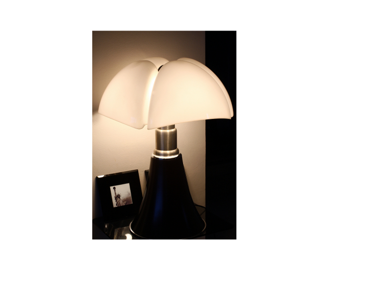 La lampe Pipistrello est l'un des objets les plus prisés