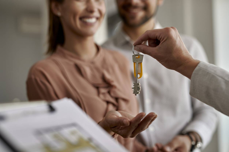 Près de 40% des Français ont fait appel à un courtier pour leur crédit immobilier / iStock-Drazen Zigic