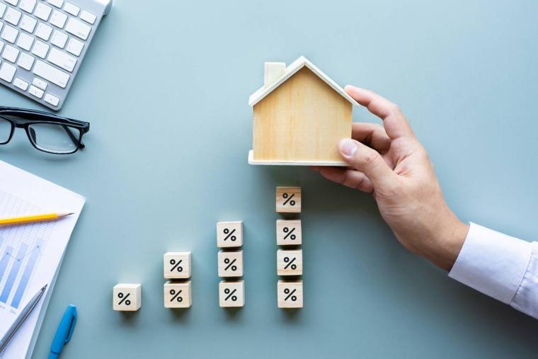 Le taux d'usure passe un seuil symbolique, 4 %-iStock-HAKINMHAN