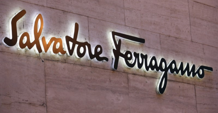 LE COÛT DE LA RÉORGANISATION PÈSE SUR LE BÉNÉFICE DE FERRAGAMO