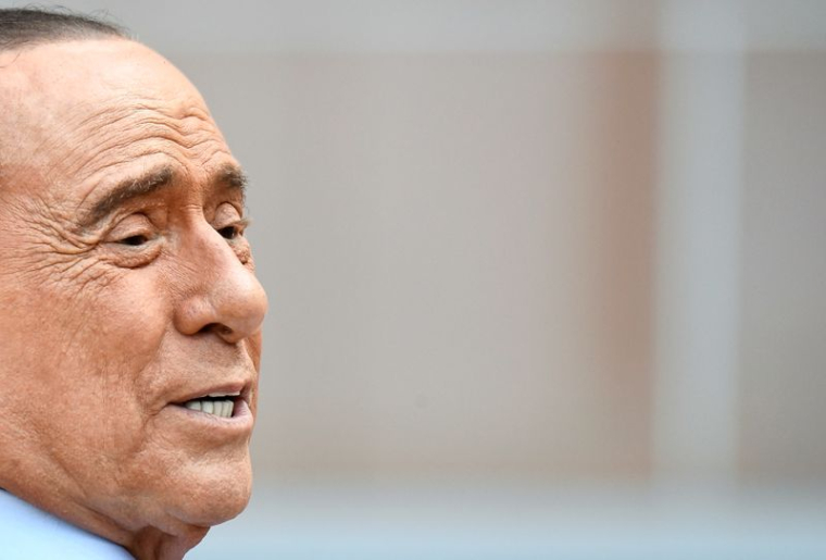 BERLUSCONI EST GRAVEMENT MALADE, DIT LE PARQUET DE MILAN