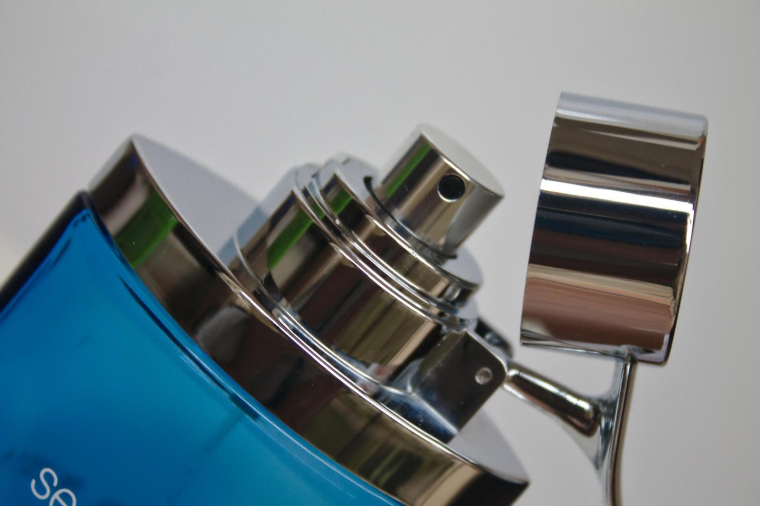 Depuis six ans, à cause des conditions météorologiques, du contexte géopolitique et de nouvelles normes, les prix des parfums ont fortement augmenté. (illustration) (Wilkernet / Pixabay)