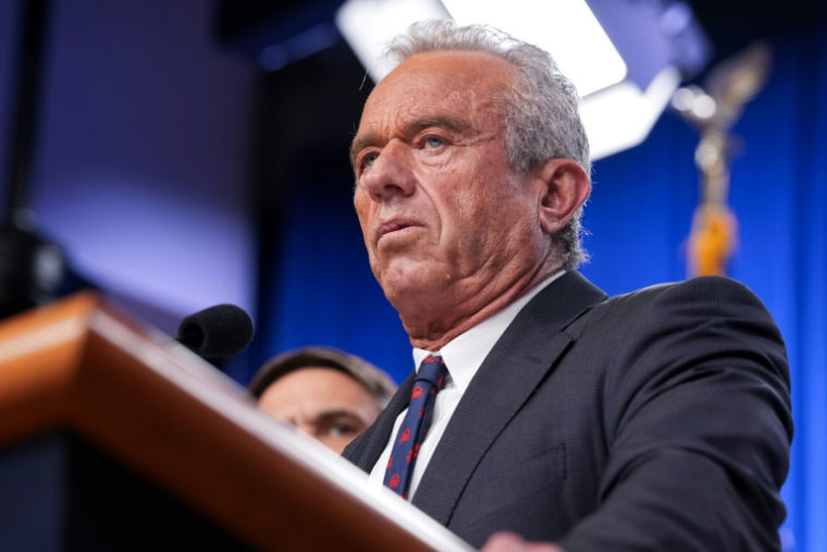 Le ministre américain de la Santé Robert Kennedy Jr. le 23 juin 2026 à Washington ( AFP / Ken Cedeno )