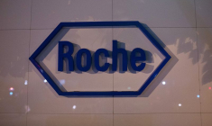 ROCHE PRÉVIENT D'UN RALENTISSEMENT DE LA CROISSANCE DE SES VENTES EN 2022