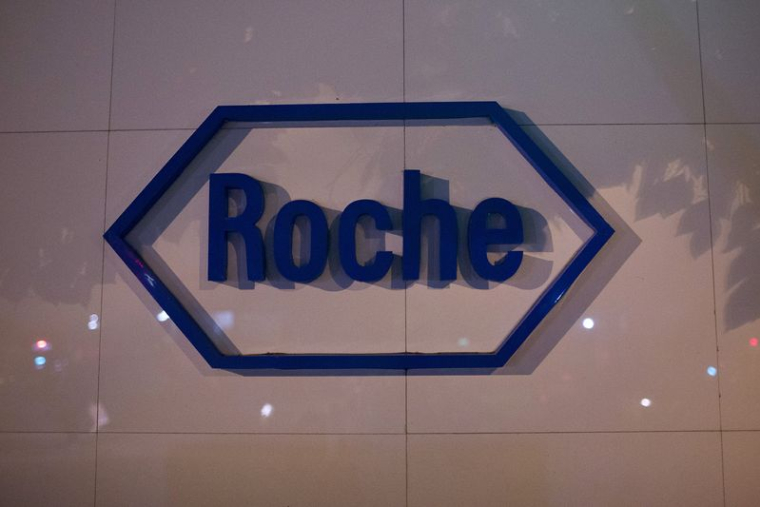 ROCHE PRÉVIENT D'UN RALENTISSEMENT DE LA CROISSANCE DE SES VENTES EN 2022