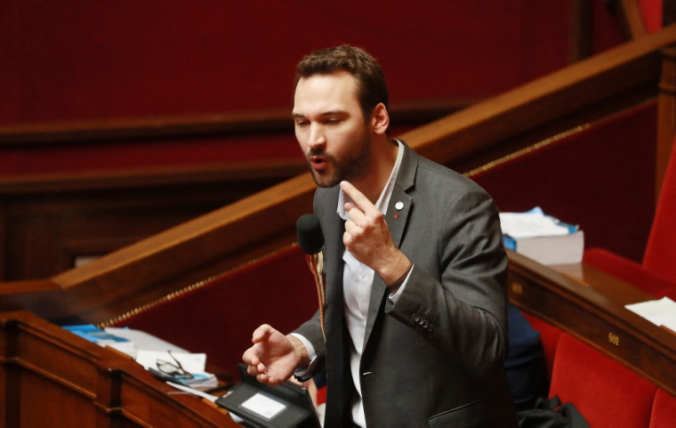 Ugo Bernalicis à Paris, le 24 février 2020. ( AFP / LUDOVIC MARIN )