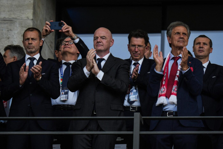 L'UEFA va porter plainte contre la FIFA