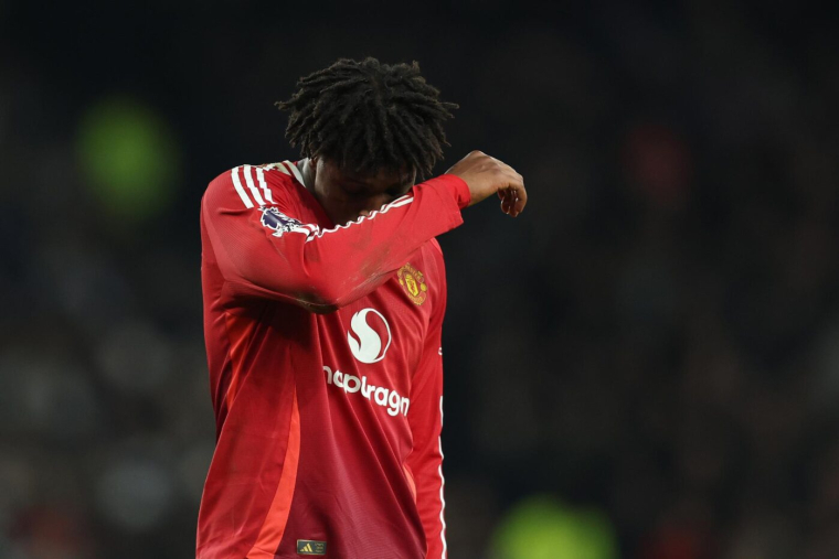 La défense de Manchester United se ridiculise encore