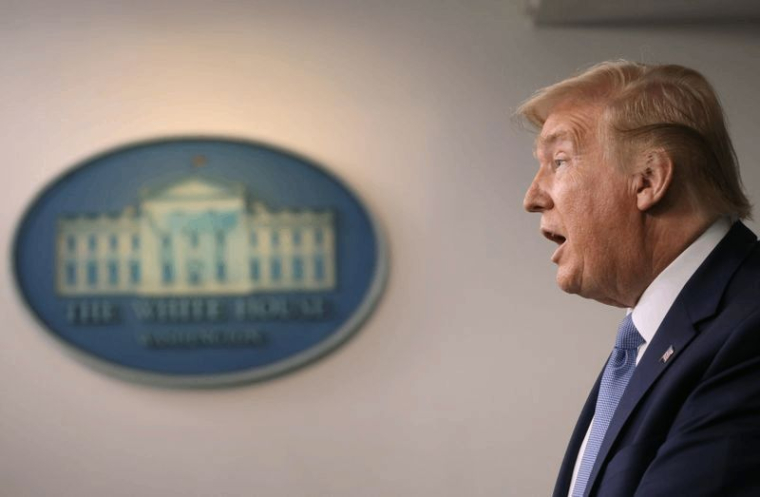 CORONAVIRUS: TRUMP ÉVOQUE UNE AIDE DIRECTE AUX AMÉRICAINS ET UN SOUTIEN À BOEING