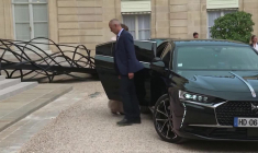 Sortie du Conseil des ministres de rentrée, le dernier d'Emmanuel Macron