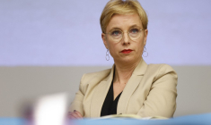 Clémentine Autain à Bobigny, le 16 février 2023. ( AFP / GEOFFROY VAN DER HASSELT )