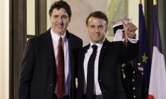 Justin Trudeau et Emmanuel Macron à Paris, le 9 février 2025. ( AFP / THIBAUD MORITZ )