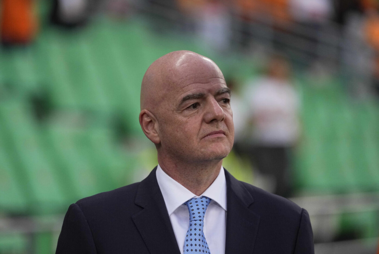 Le stade du Paris 13 Atlético homologué… grâce à Gianni Infantino ?