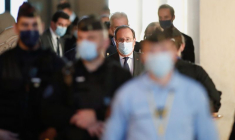 PROCÈS DU 13-NOVEMBRE: L'EI NOUS A FRAPPÉS "POUR CE QUE NOUS SOMMES", DIT HOLLANDE