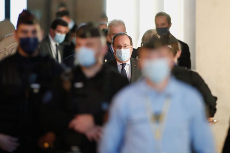 PROCÈS DU 13-NOVEMBRE: L'EI NOUS A FRAPPÉS "POUR CE QUE NOUS SOMMES", DIT HOLLANDE