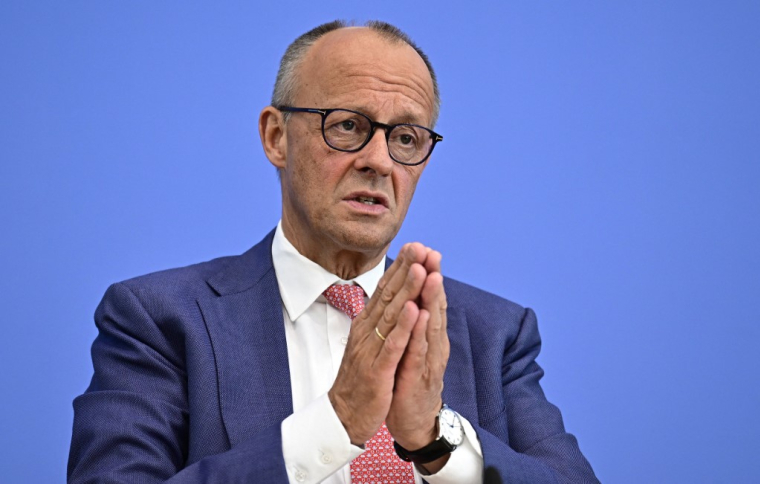 Friedrich Merz à Berlin, en Allemagne, le 15 juillet 2026. ( AFP / TOBIAS SCHWARZ )