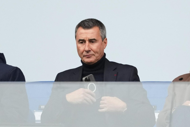 Marc Keller dans le viseur des supporters de Strasbourg après le départ de Liam Rosenior