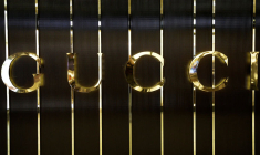 KERING CHARGÉ PAR MACRON DE FÉDÉRER LA MODE SUR L'ENJEU ÉCOLOGIQUE