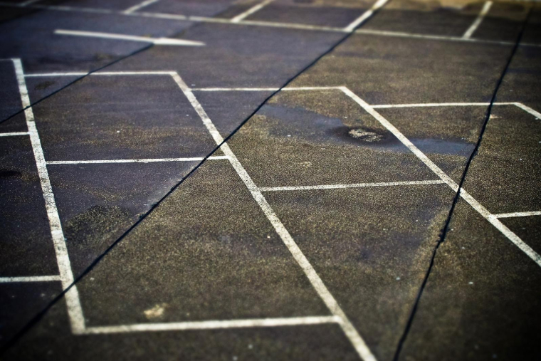 Le prix des places dans les parkings de Yespark a fortement augmenté à Lyon (illustration). (Pixabay / MichaelGaida)