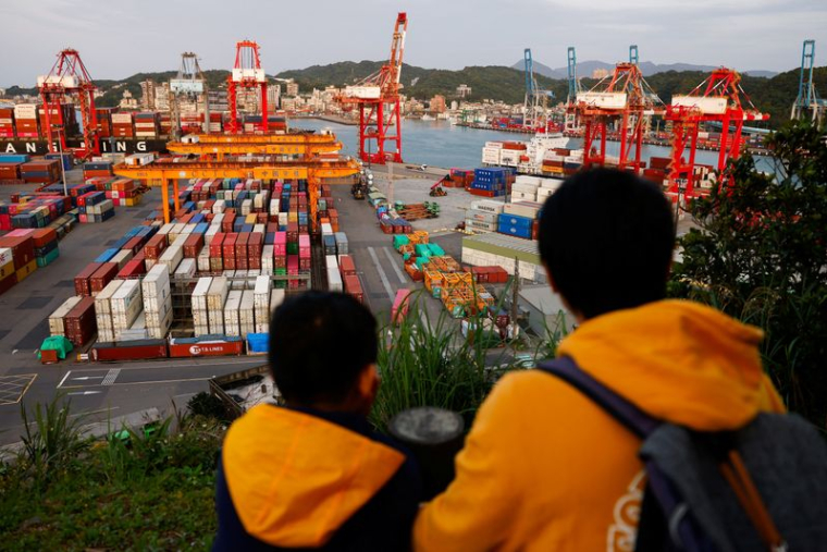 Conteneurs dans un port taïwanais