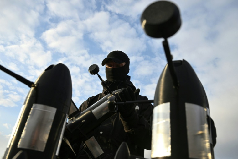 Des drones P1-Sun de la société ukrainienne Skyfall en Ukraine, le 19 mars 2026 ( AFP / Genya SAVILOV )