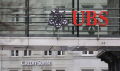 Logos d'UBS et de Credit Suisse à Zurich
