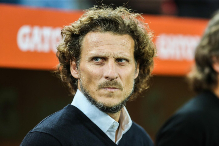 Diego Forlan hospitalisé après un choc lors d’un match de vétérans