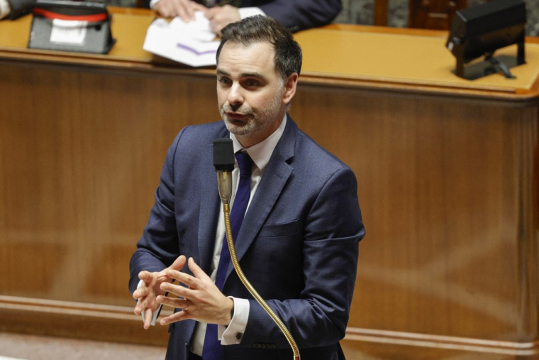 Laurent Saint-Martin, le 16 décembre 2024, à Paris ( AFP / GEOFFROY VAN DER HASSELT )