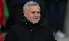 Bruno Genesio compare son parcours à celui d'Aimé Jacquet