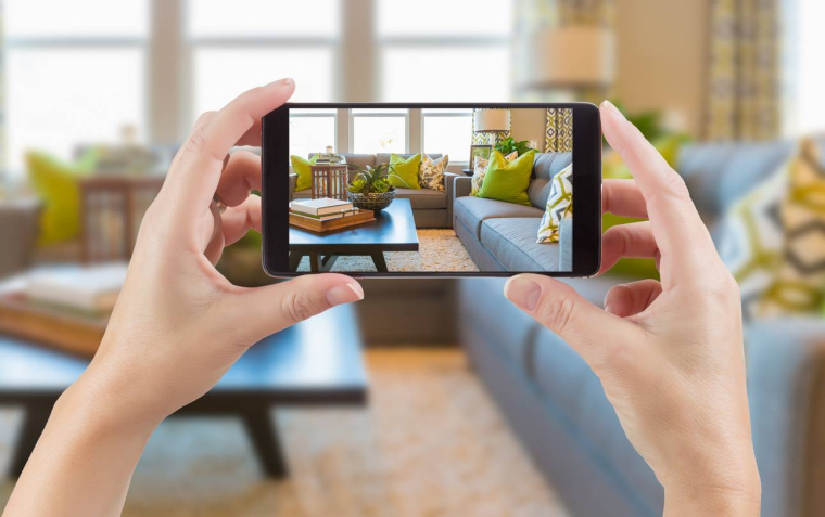 Les visites virtuelles se multiplient -iStock-Feverpitched