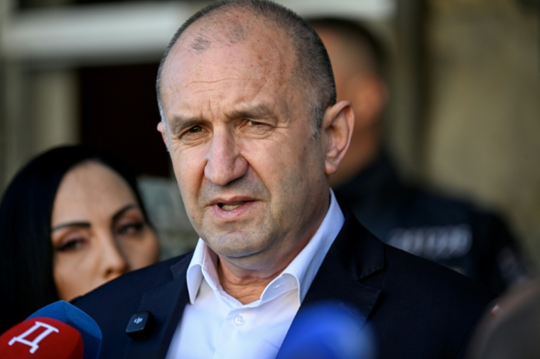 L'ex-président bulgare Roumen Radev, le 19 avril 2026 à Sofia ( AFP / Dimitar KYOSEMARLIEV )