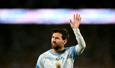 Lionel Messi lors de son dernier match avec l'Argentine le 6 octobre 2026 au stade Monumental de Buenos Aires ( AFP / Luis ROBAYO )