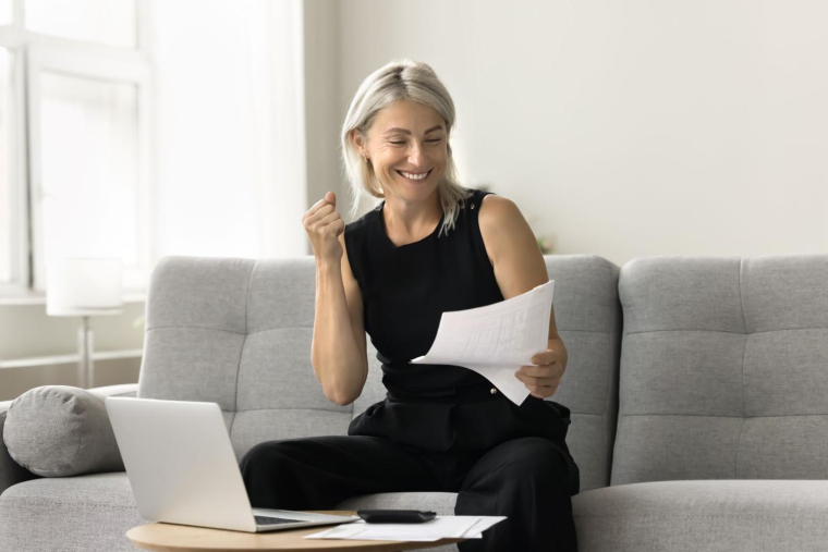 Avec le droit opposable à la retraite, vous percevez une pension de retraite estimée grossièrement, avant la régularisation.