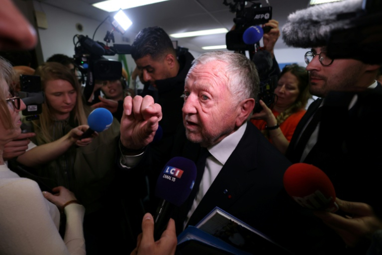 Jean-Michel Aulas, candidat à la mairie de Lyon après le second tour des élections municipales de 2026 à Lyon, le 22 mars 2026 ( AFP / Alex MARTIN )