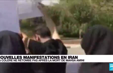 Iran : des manifestations pour dénoncer les pratiques de la police des moeurs après la mort de Mahsa Amini