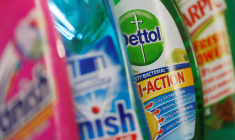 RECKITT BENCKISER RÉDUIT SES OBJECTIFS ANNUELS DE CA, LA CHINE PÈSE