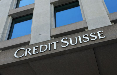 CREDIT SUISSE RÉFLÉCHIT À DE NOUVELLES RÉDUCTIONS DE COÛTS, SELON LE SONNTAGSZEITUNG