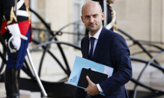 Jean-Noël Barrot à Paris le 10 octobre 2024. ( AFP / LUDOVIC MARIN )