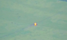 Une vidéo prise par un drone montre une explosion dans une zone non-identifiée