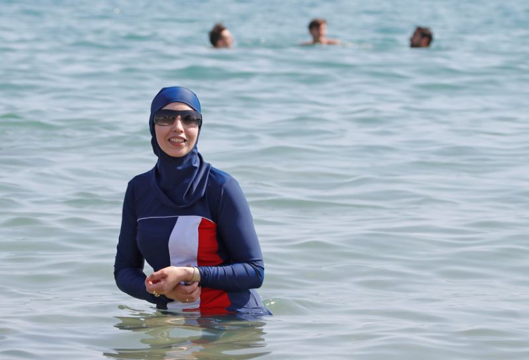 FRANCE: LE CONSEIL D’ETAT CONFIRME L'INTERDICTION DU "BURKINI" DANS LES PISCINES DE GRENOBLE