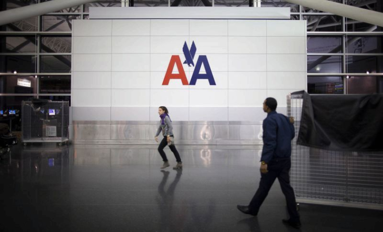 AMERICAN AIRLINES POURRAIT SUPPRIMER 19.000 POSTES DE PLUS SANS AIDE