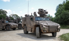 Un blindé Serval à Caylus, le 23 mai 2023. ( AFP / CHARLY TRIBALLEAU )